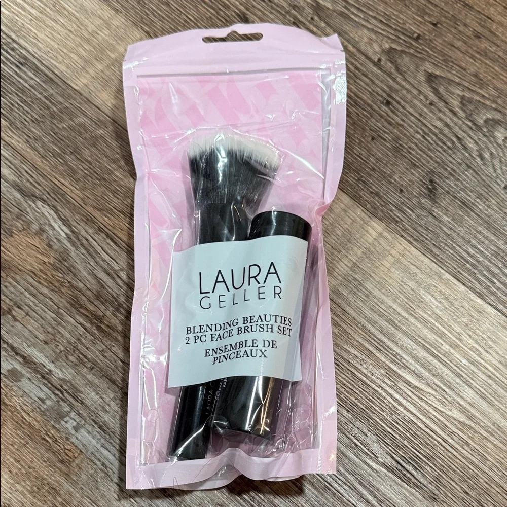 ✨ Laura Geller Blending Beauties 2-Piece Face Brush Set ✨